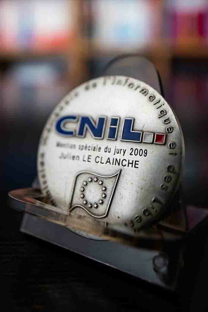 Médaille de la mention spéciale du jury CNIL 2009 attribuée à Julien Le Clainche